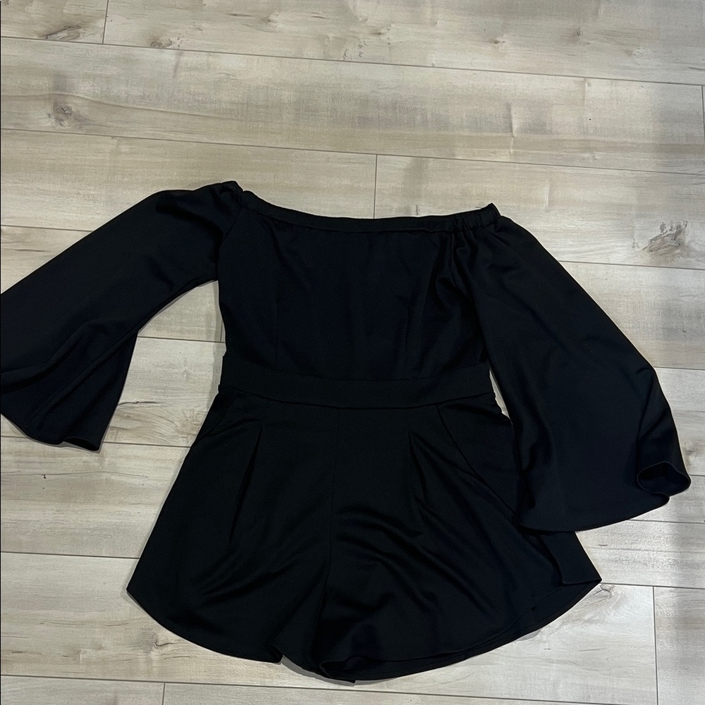 Zeagoo Black Romper with Tag